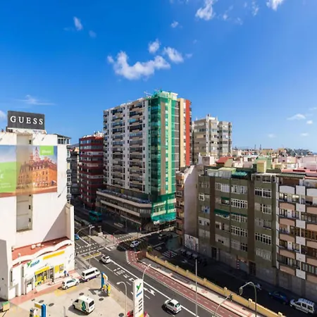 Bright Townhouse - Views - 5 Min Walk To The Апартаменты *